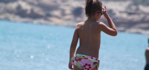 dziewczynka na plaży
